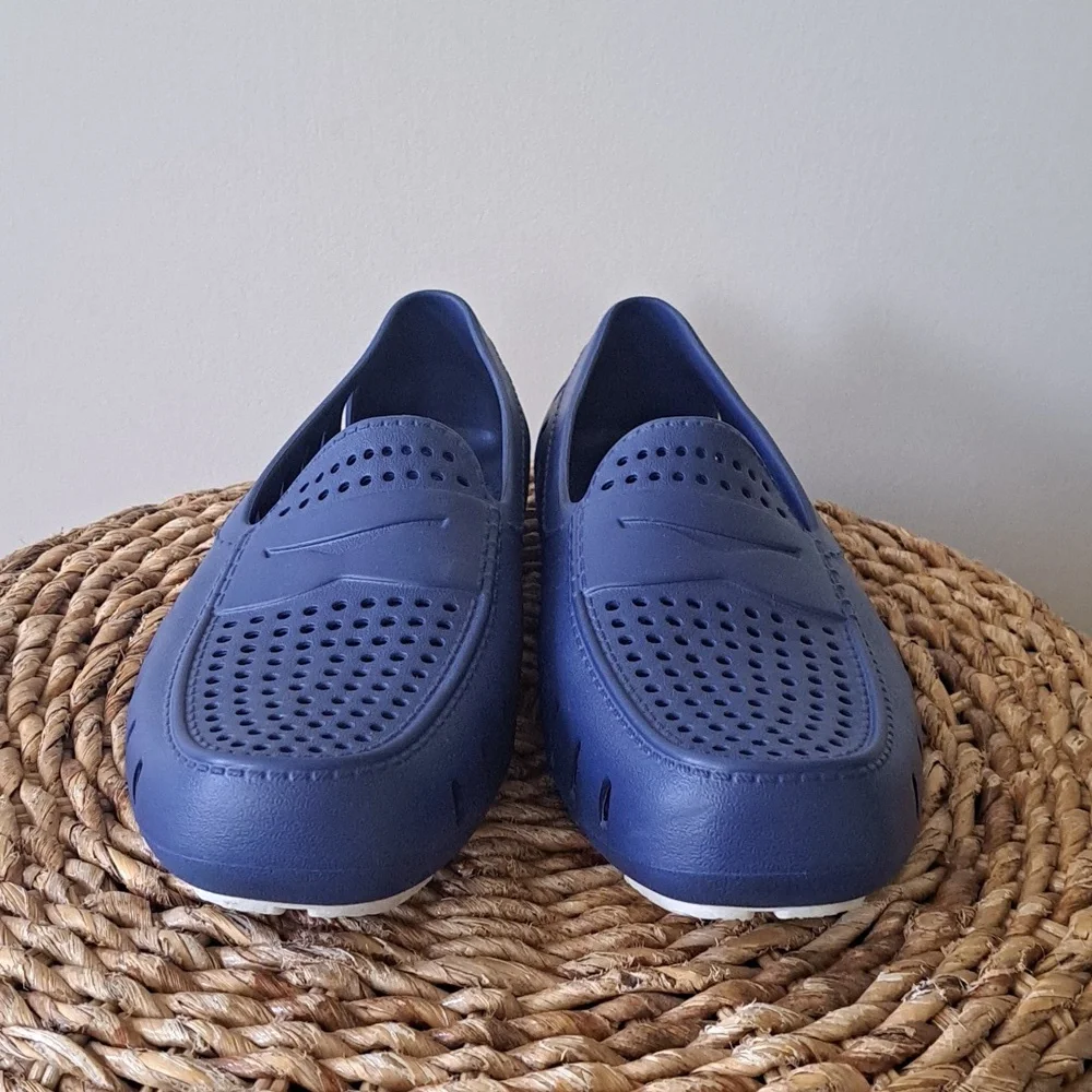 Floafers‎ Mens Blue Perforated Rubber Driving Loafers White Soles Size 11